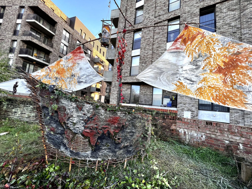 creekers, a living installation during the art festival Deptford X 2024